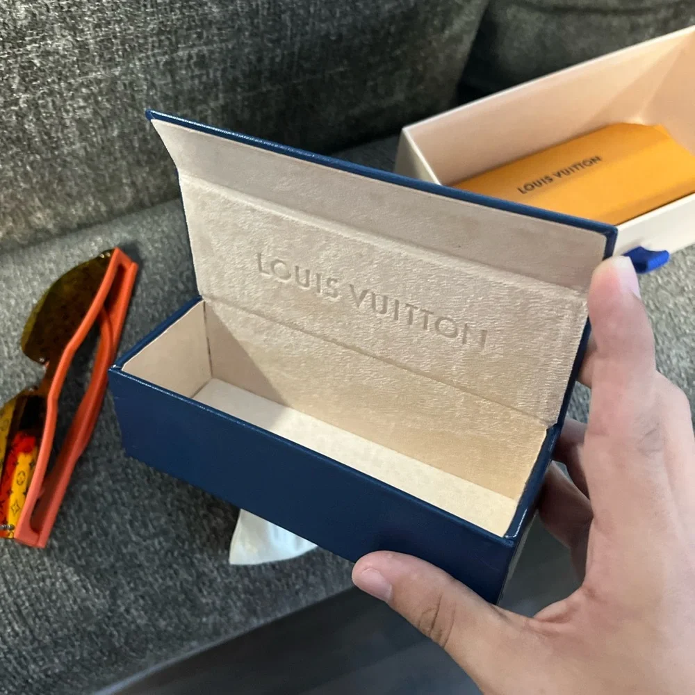 Sold - Picture 4 of 7